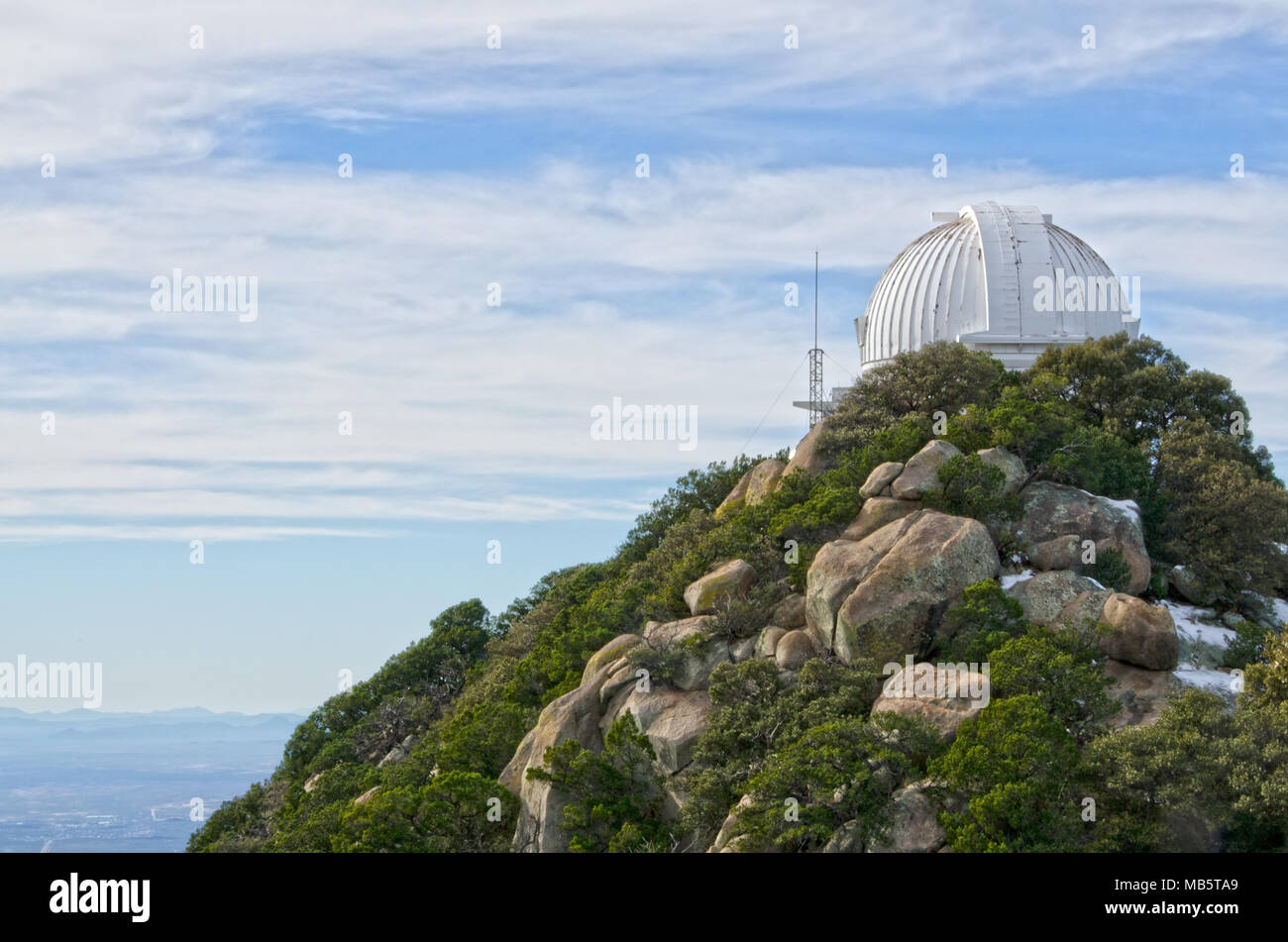 Kitt Peak ist ein astronomisches Observatorium in der Sonora Wüste in Arizona auf odham Indianerreservat der Tohono O'. Es hat 23 optische und 2 Radio Stockfoto