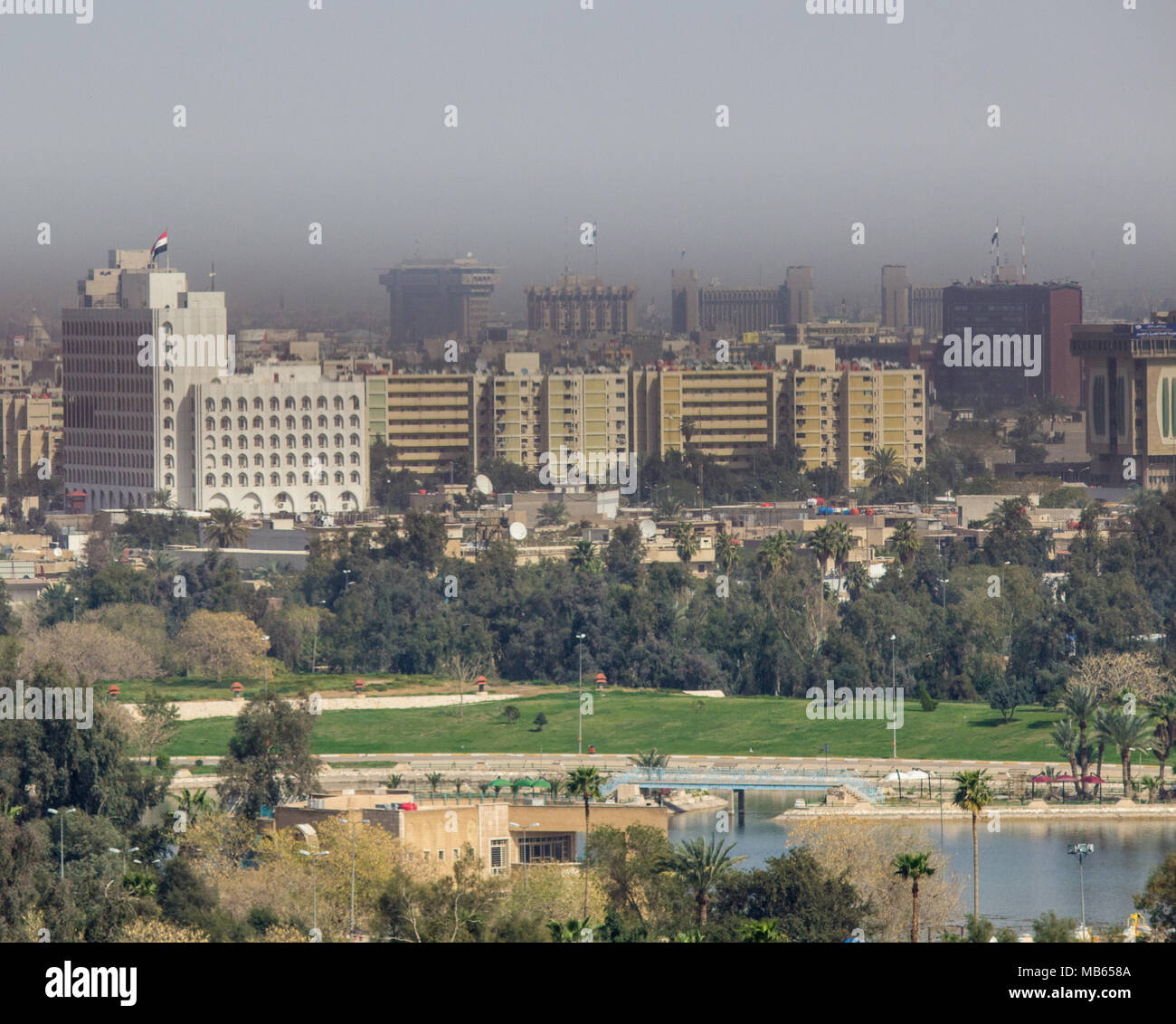 Luftaufnahme Der Stadt Bagdad Und Zeigt Wo Wohn Komplexe Die Stadt Bagdad Hauptstadt Des Irak Stockfotografie Alamy