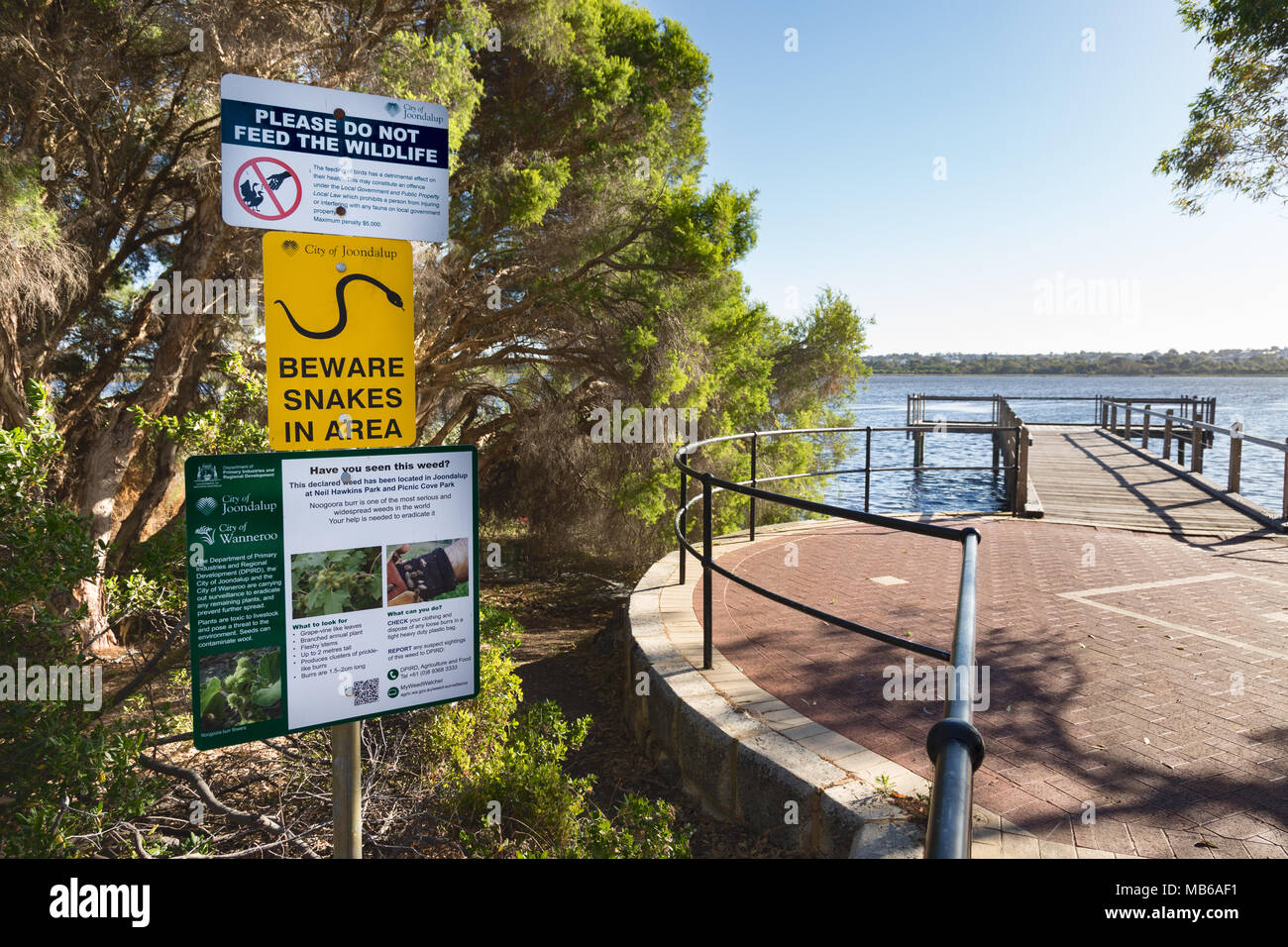 Hinweise an Neil Hawkins Park, Lake Joondalup, Yellagonga Regional Park, Perth, Western Australia Stockfoto