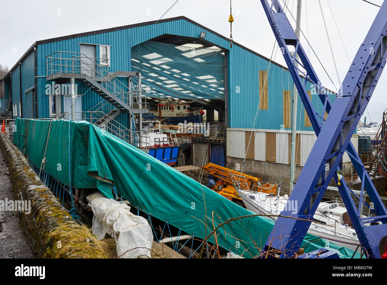 Über den Winter storeage und Reparaturen durchgeführt, um Boote in Crinan Boatyard Stockfoto