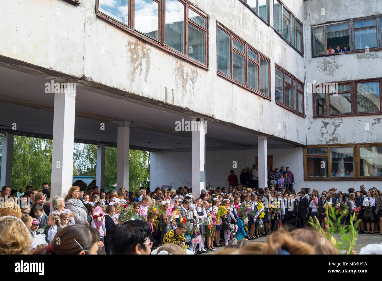 Mstyora, Russia-September 1,2015: Schule Lineal am Tag der Kenntnisse der ersten September in Stadt Mstera, Russland Stockfoto