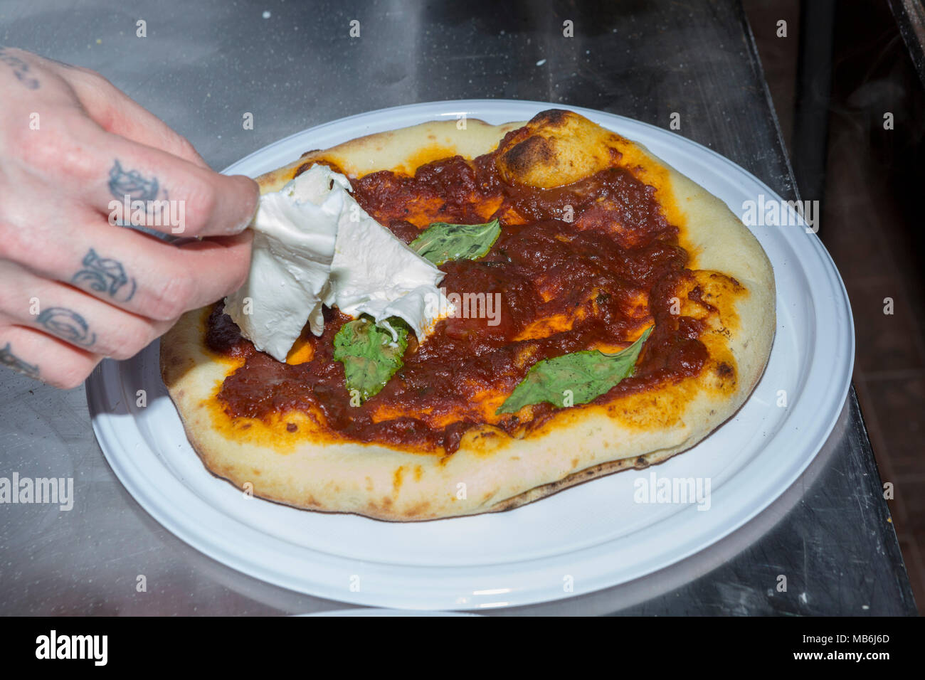 Pizza backen Stockfoto