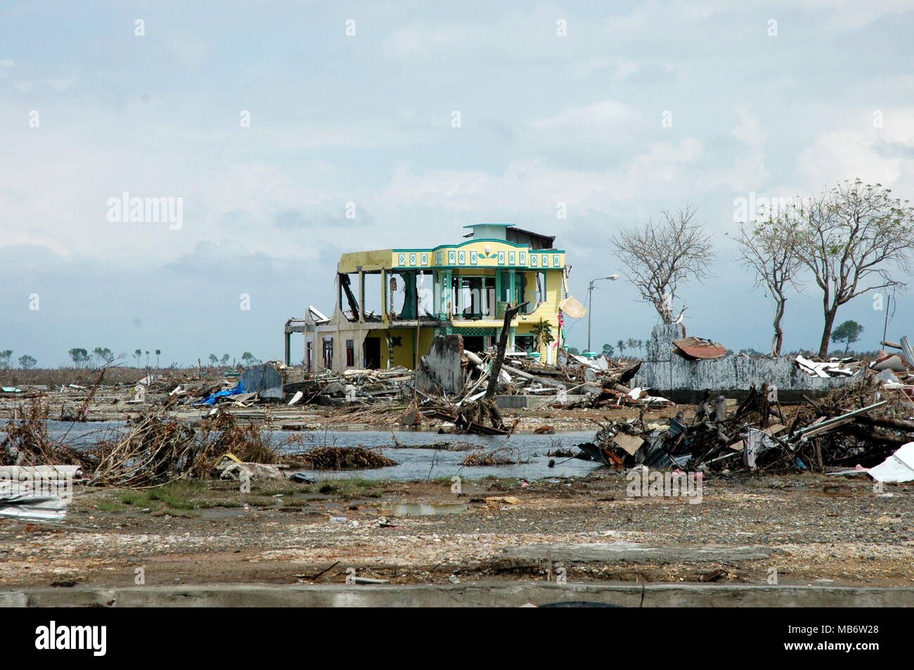 Banda Aceh, Indonesien - 1/17/2005: Banda Aceh Stadtblick nach dem Erdbeben und dem Tsunami im Indischen Ozean zerstört der Provinz Aceh in Indonesien im Dezember 2004 Stockfoto