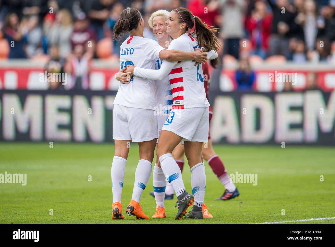 pics Carli Lloyd Alex Morgan Megan Rapinoe alamy