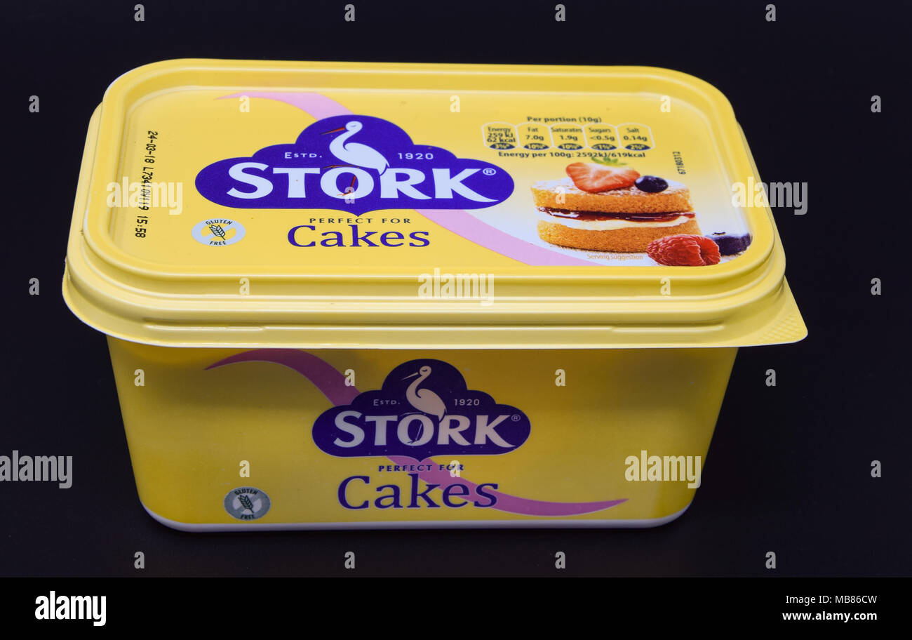 Reading, Großbritannien - 26 März 2018: Pack shot in einer Wanne mit Stork Margarine, zum backen Kuchen verwendet Stockfoto