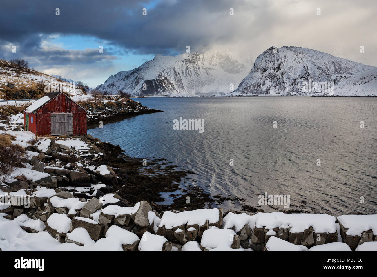 Lofoten Inseln, Norwegen, 03-11-2018, Meer, Fjord Stockfoto
