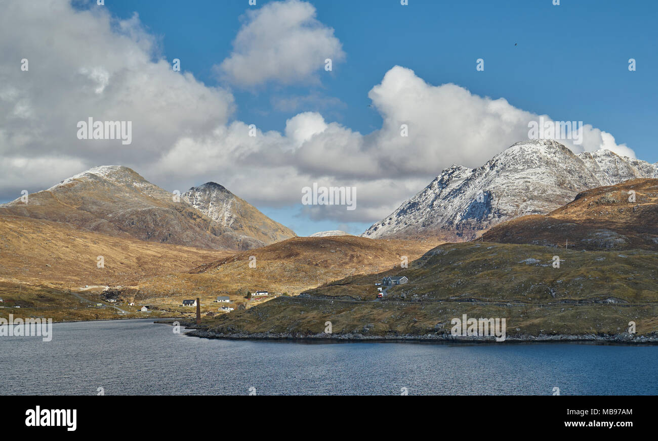 In der alten Walfangstation an bunavoneader an einem sonnigen Frühlingsmorgen. Isle of Harris, Schottland. Stockfoto