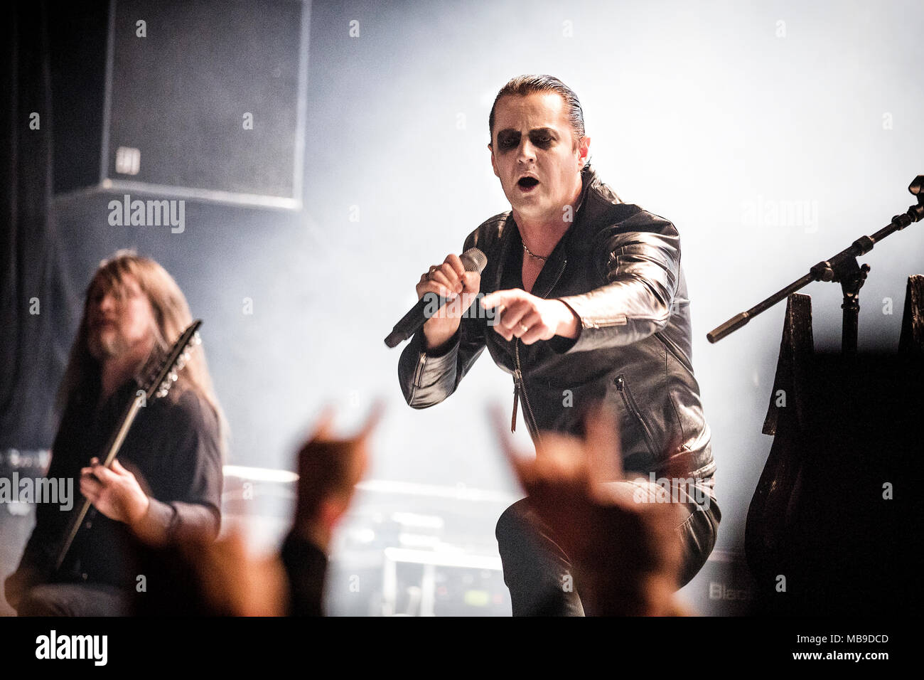 Norwegen, Oslo - 31. März 2018. Der norwegischen Black Metal Band Satyricon führt ein Live Konzert am Rockefeller während der norwegischen Metal Festival Metal Inferno Festival 2018 in Oslo. Hier Sänger Satyr gesehen wird live auf der Bühne. (Foto: Gonzales Foto - Terje Dokken). Stockfoto