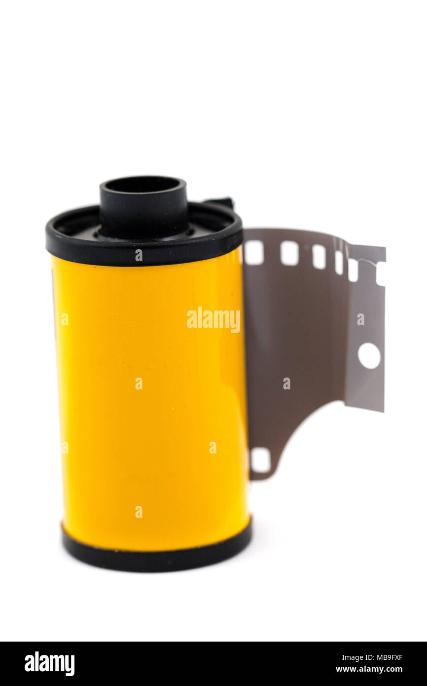 35-mm-Film isoliert weißer Hintergrund abgelaufen Stockfoto