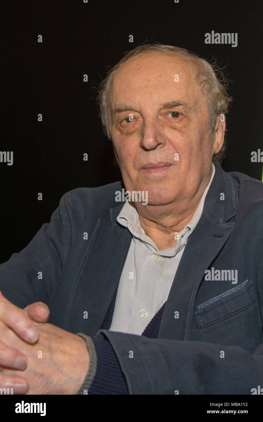 DORTMUND, Deutschland - 8 April: Regisseur Dario Argento (Suspiria, Phänomene, Schlaflose, Oper) am Wochenende in der Hölle, einem Zweitägigen (April 7-8 2018) Horror-themed Fan Convention. Quelle: Markus Wissmann/Alamy leben Nachrichten Stockfoto