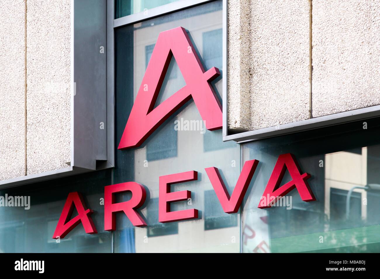 Lyon, Frankreich - 7. Oktober 2017: Areva-Logo an einer Wand. Areva ist eine französische multinationale Gruppe in die Kernenergie und erneuerbare Energien spezialisiert Stockfoto