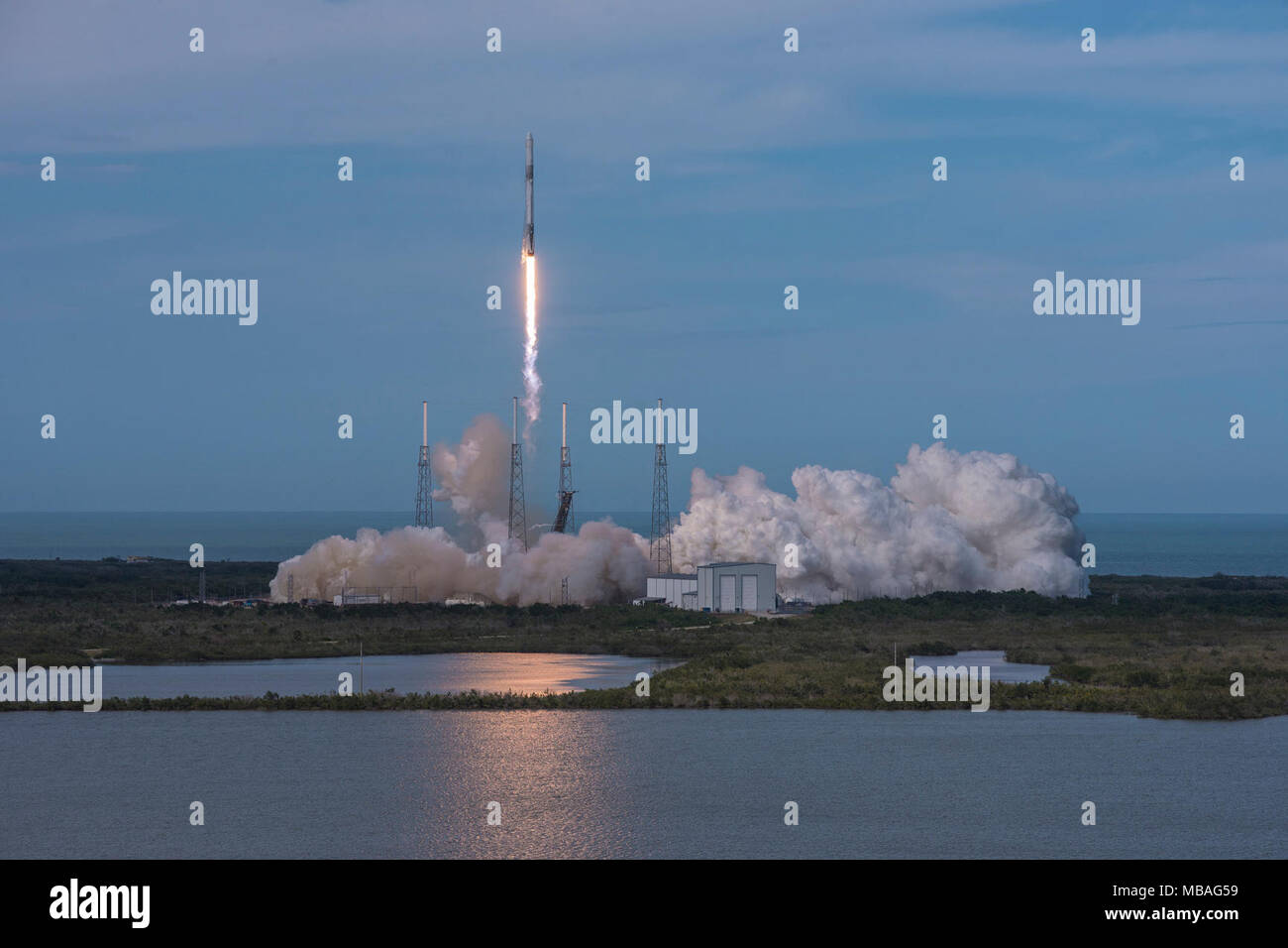Spacex Commercial Resupply Services Mission CRS-14 Stockfoto
