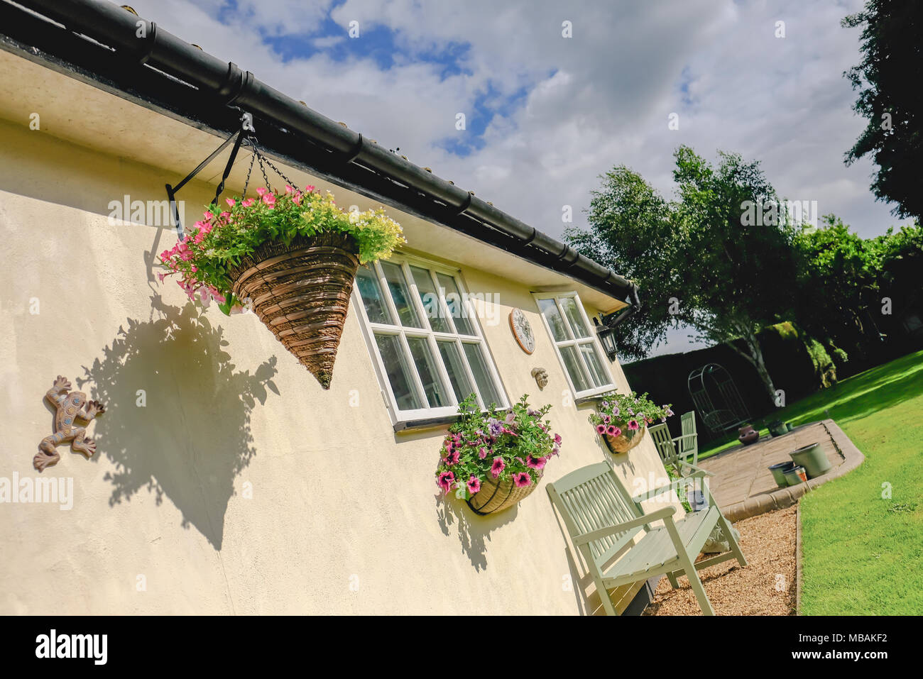 Frisch Gestrichenes Haus Stockfotos und -bilder Kaufen - Alamy