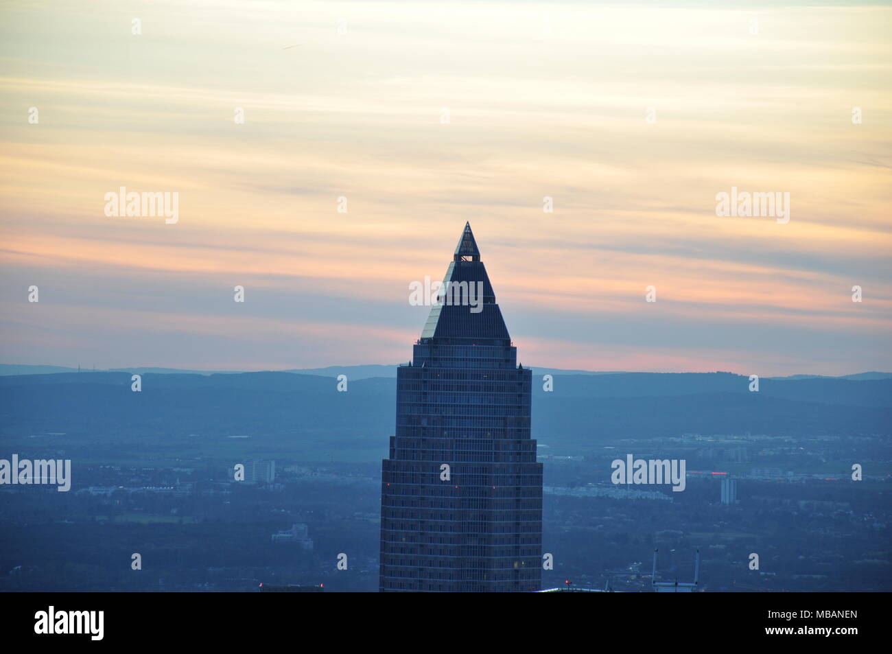Messeturm von Maintower, Frankfurt, Deutschland Stockfoto