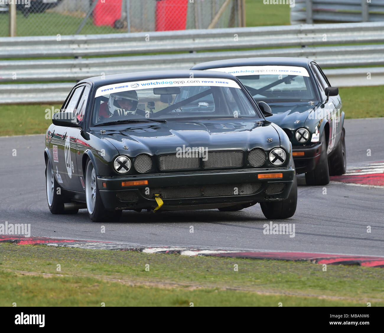 Snetterton Rennstrecke, Snetterton, Norfolk, England, Samstag, 7. April 2018. Alasdair McGregor, Jaguar X300, in der Classic Sports Car Club Stockfoto