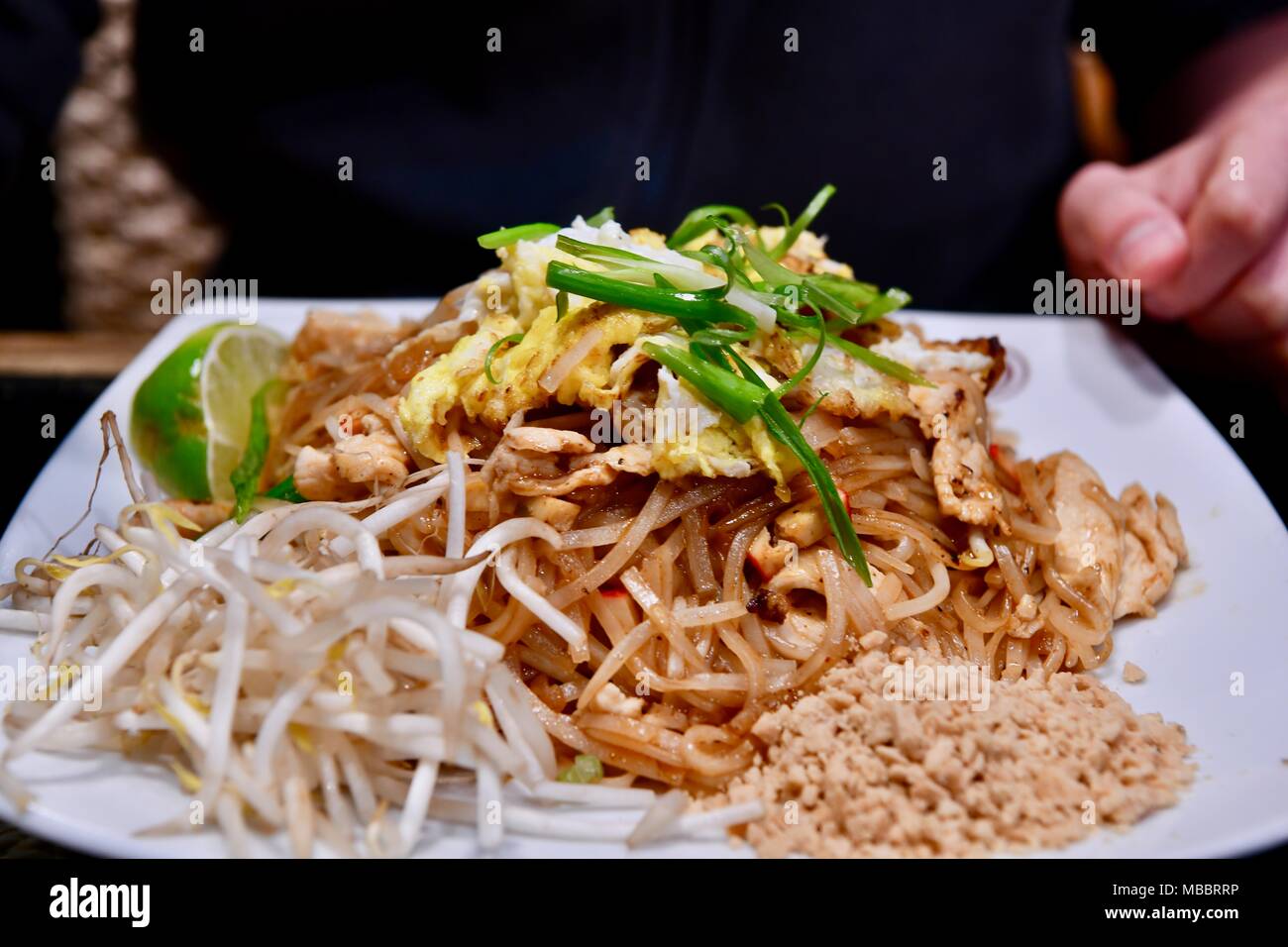 Huhn-Pad Thai Stockfoto