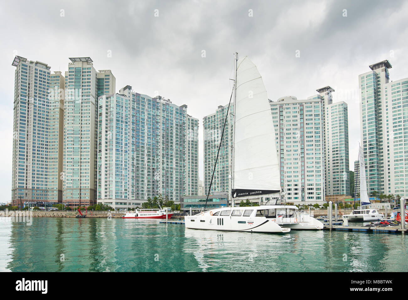Busan, Korea - September 19, 2015: Marine City ist ein Luxus und prestigeträchtigen Wohngebiet auf Suyeong bay zurückgewonnenen Landes in Haeundae Dist gebaut Stockfoto