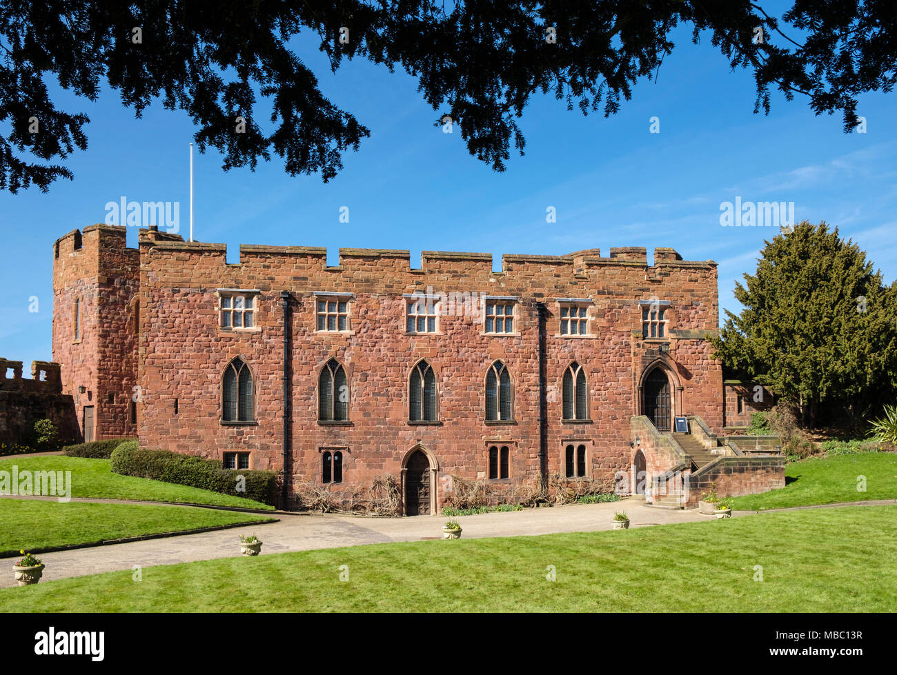 Der Shropshire Regimental Museum in der mittelalterlichen 11. Jahrhundert Schloss aus rotem Backstein. Shrewsbury, Shropshire, West Midlands, England, Großbritannien, Großbritannien Stockfoto