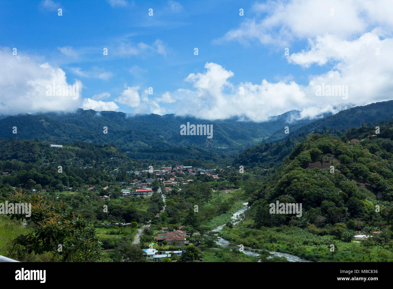 Anzeigen von Boquete, Panama, aus dem übersehen bei der Tourist Office in Boquete. Stockfoto