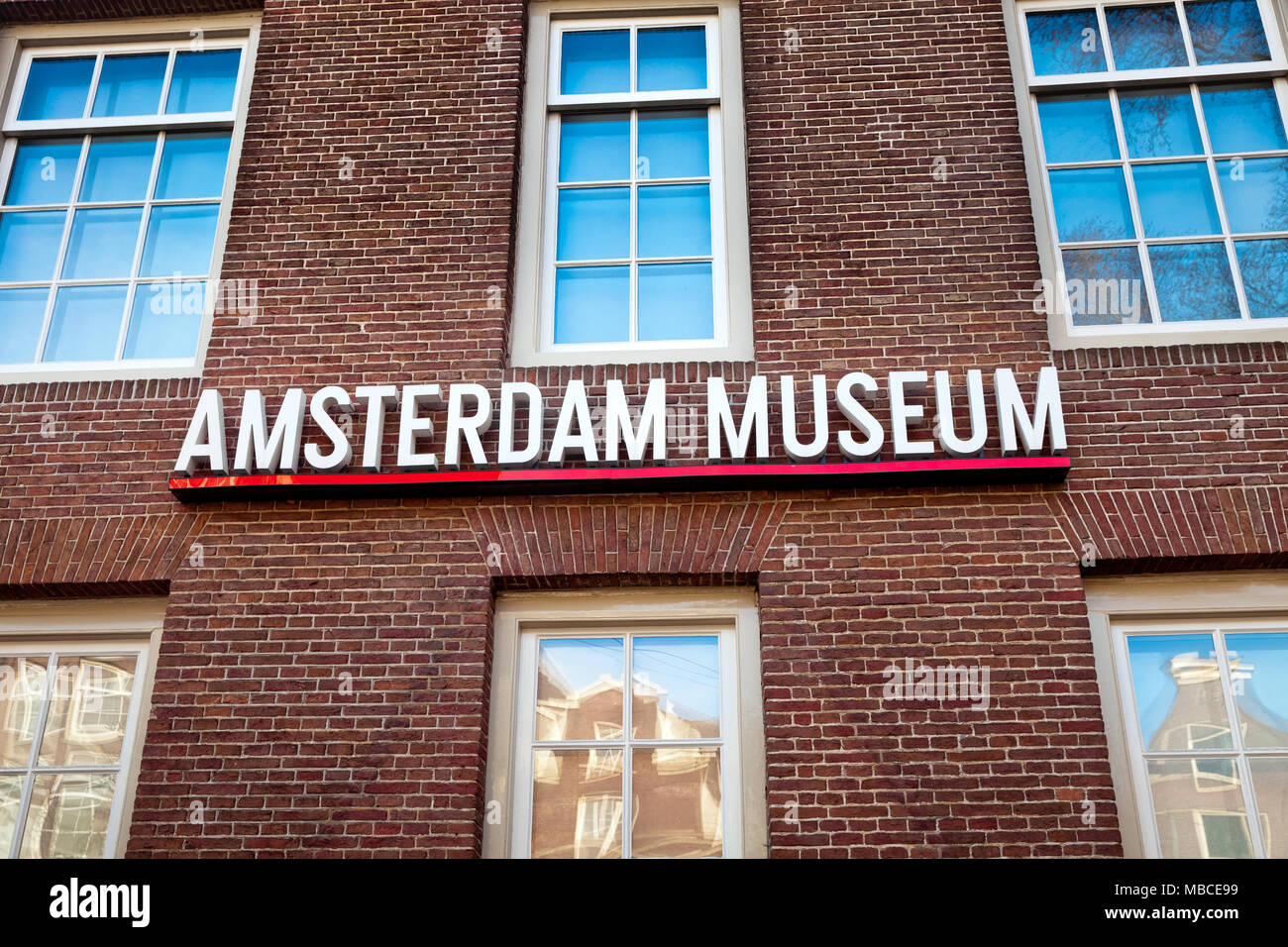Amsterdam Museum Zeichen an der Wand, Niederlande Stockfoto