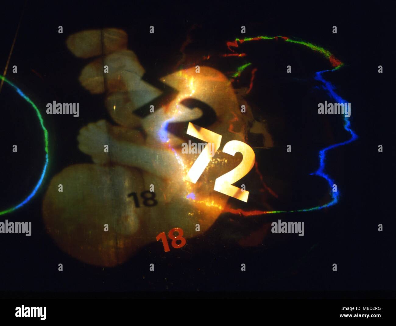 Okkultisten - Die Zahl 18 ist die Zahl der menschlichen Atmung (durchschnittlich, man atmet achtzehn Mal in einer Minute). 72 ist die Anzahl der im Blut (das Blut Impulse 72 Mal in einer Minute). Die Zahlen repräsentieren einen Mann. - ©/CW Stockfoto