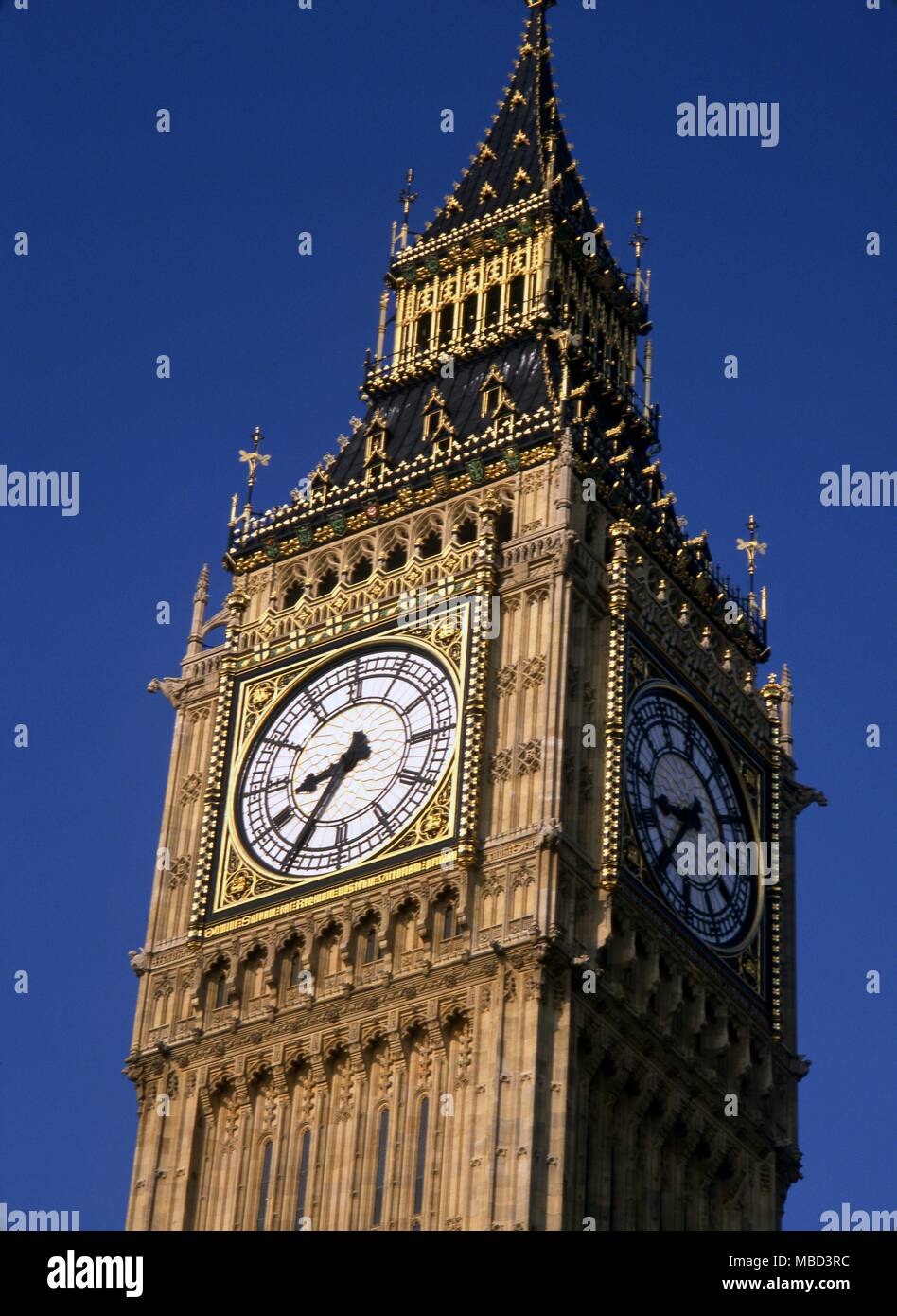 London - Westminster das Ziffernblatt der Uhr von Big Ben im Turm an der Westminster © 2006 Charles Walker/ Stockfoto
