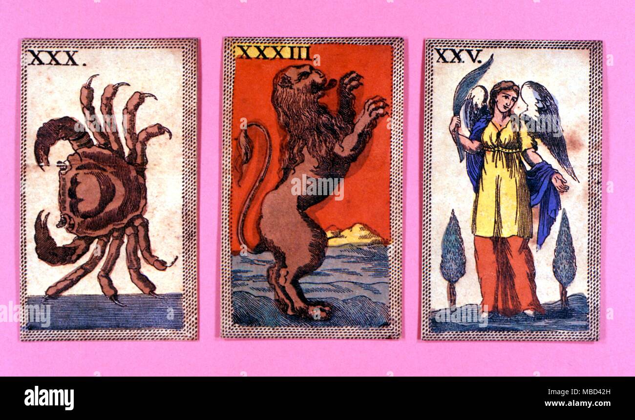 Astrologie Tierkreiszeichen drei Tierkreiszeichen Bilder aus einem nineteeth Century minchiate Tarot pack Krebs Löwe und Jungfrau Stockfoto