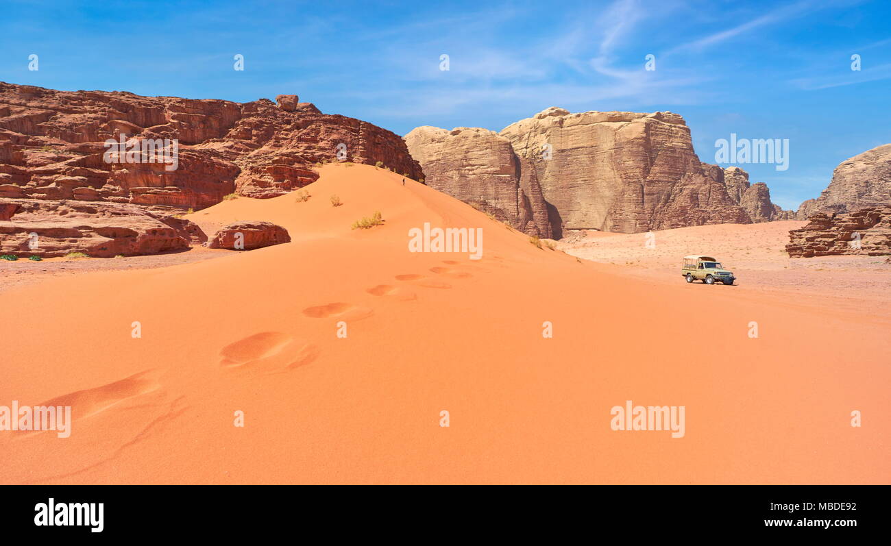 Rote Sanddünen, Wadi Rum Wüste, Jordanien Stockfoto