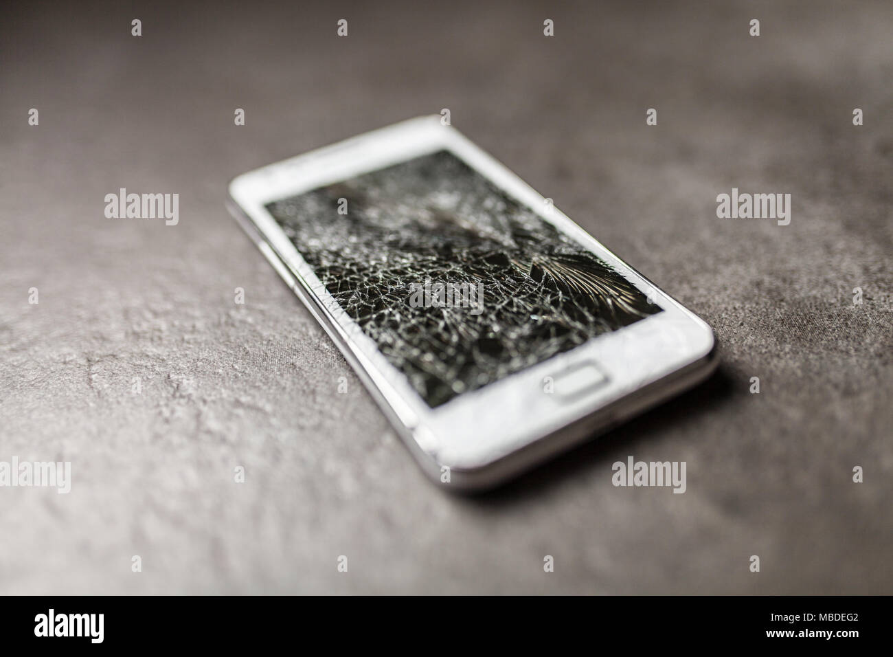 Smartphone mit gebrochenen Bildschirm Stockfoto