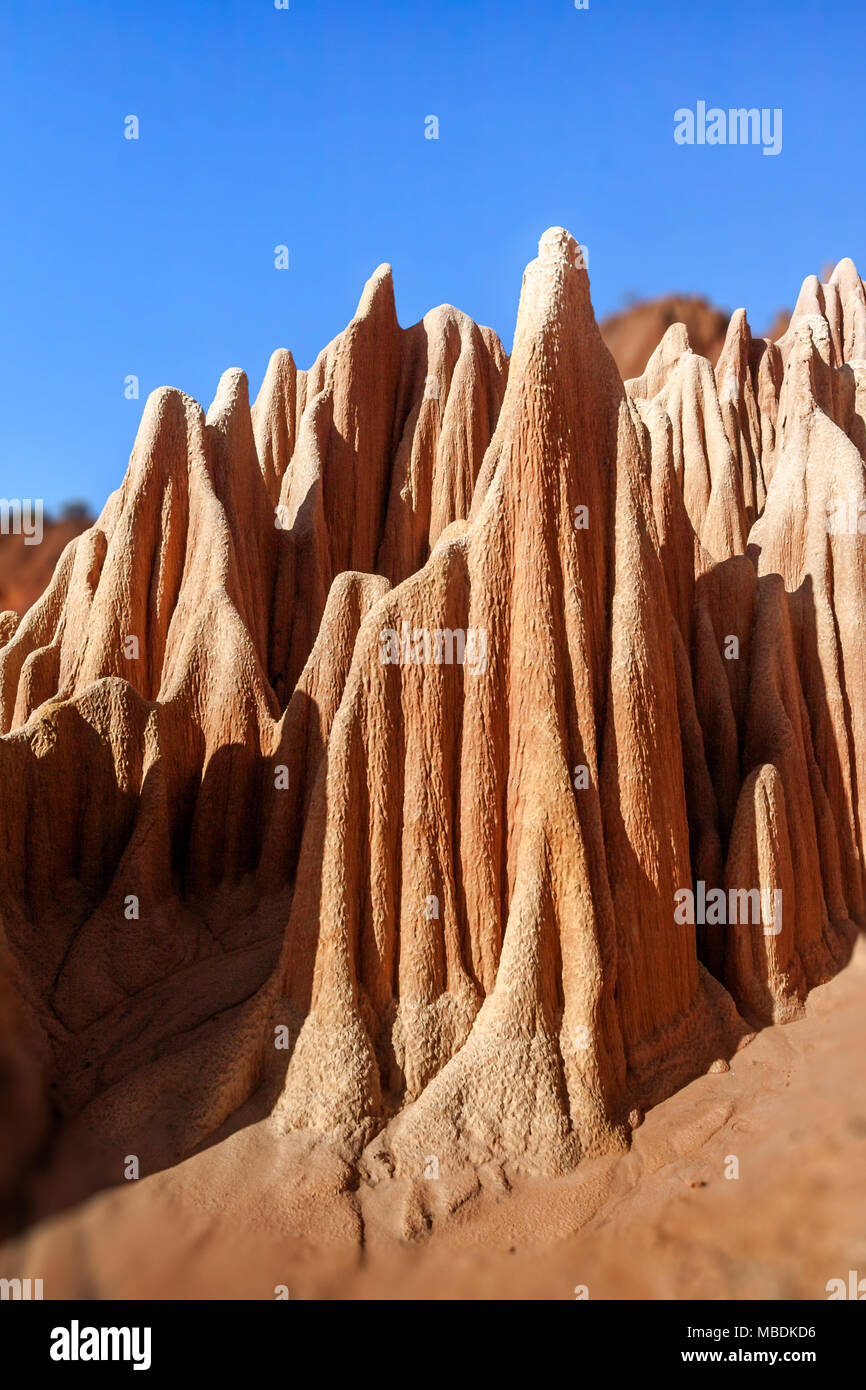 Die Red tsingy von Antsiranana (Diego Suarez), Madagaskar. Natürliche Karste aus Sandstein, Mergel und Kalkstein Stockfoto
