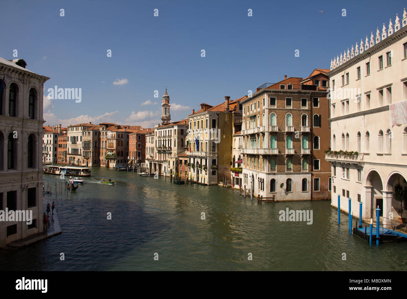 Blick von der Rialto Brücke in Venedig Stockfoto