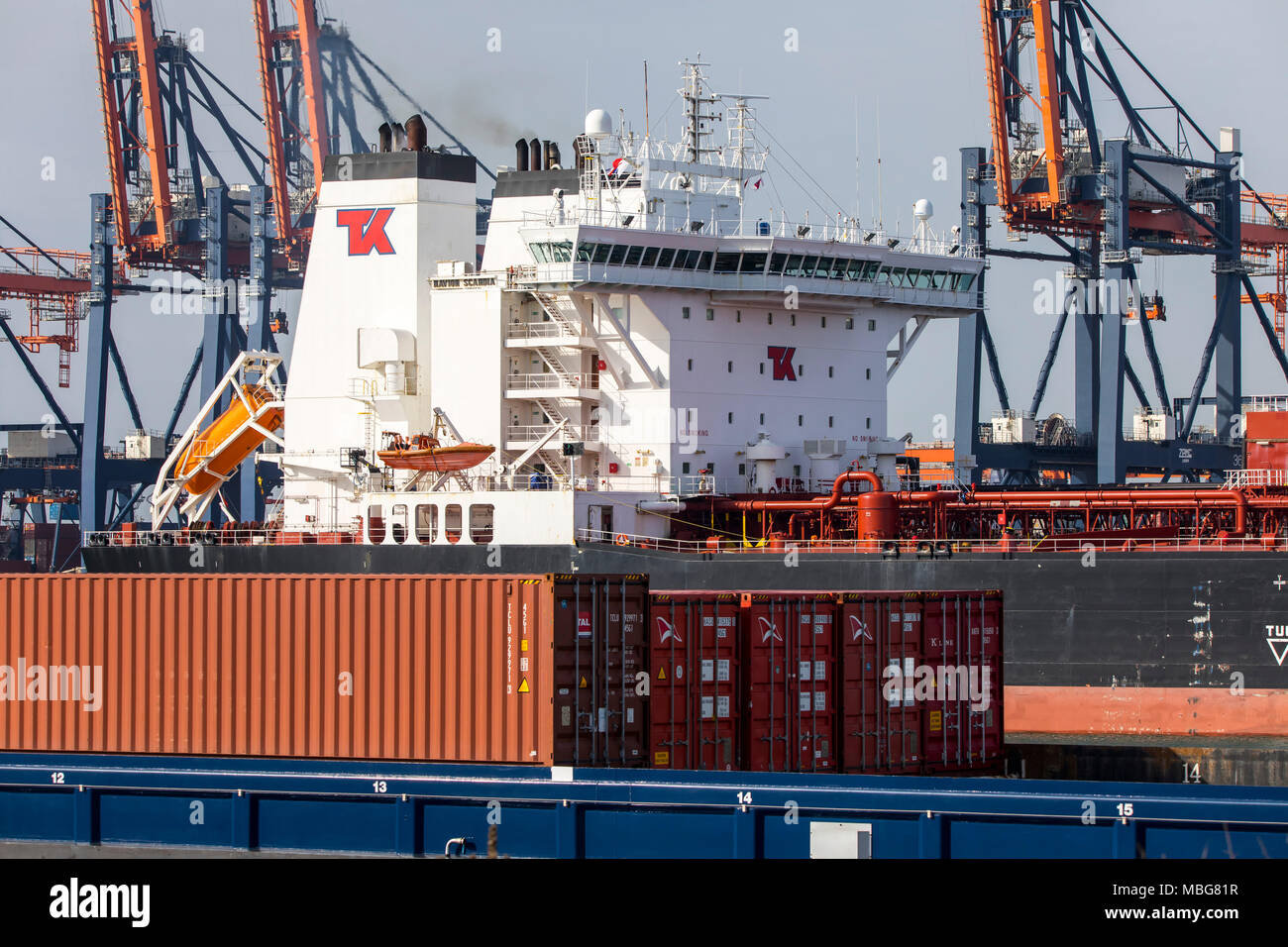 Der Hafen von Rotterdam, Niederlande, Deep-sea port Maasvlakte 2, auf einer künstlich geschaffenen Land Bereich vor der ursprünglichen Küste, Euromax Contai Stockfoto