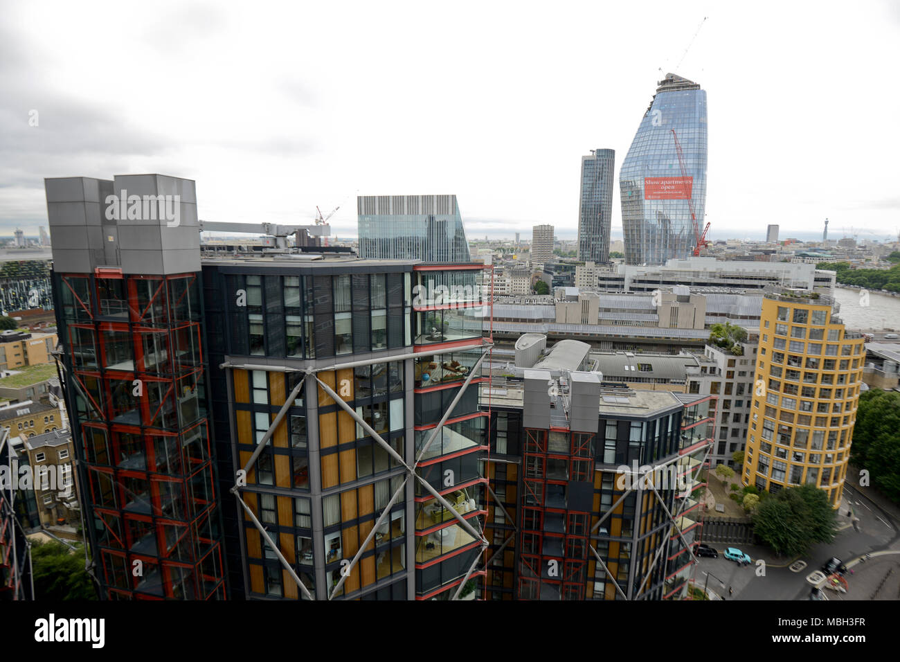 NEO Bankside Wohnprojekt. Blick von der Tate Modern Gallery. London, England Stockfoto