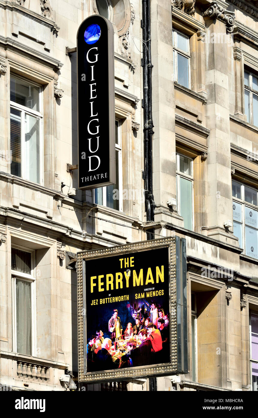 London, England, UK. Der Fährmann am Gielgud Theatre (April 2018) Stockfoto