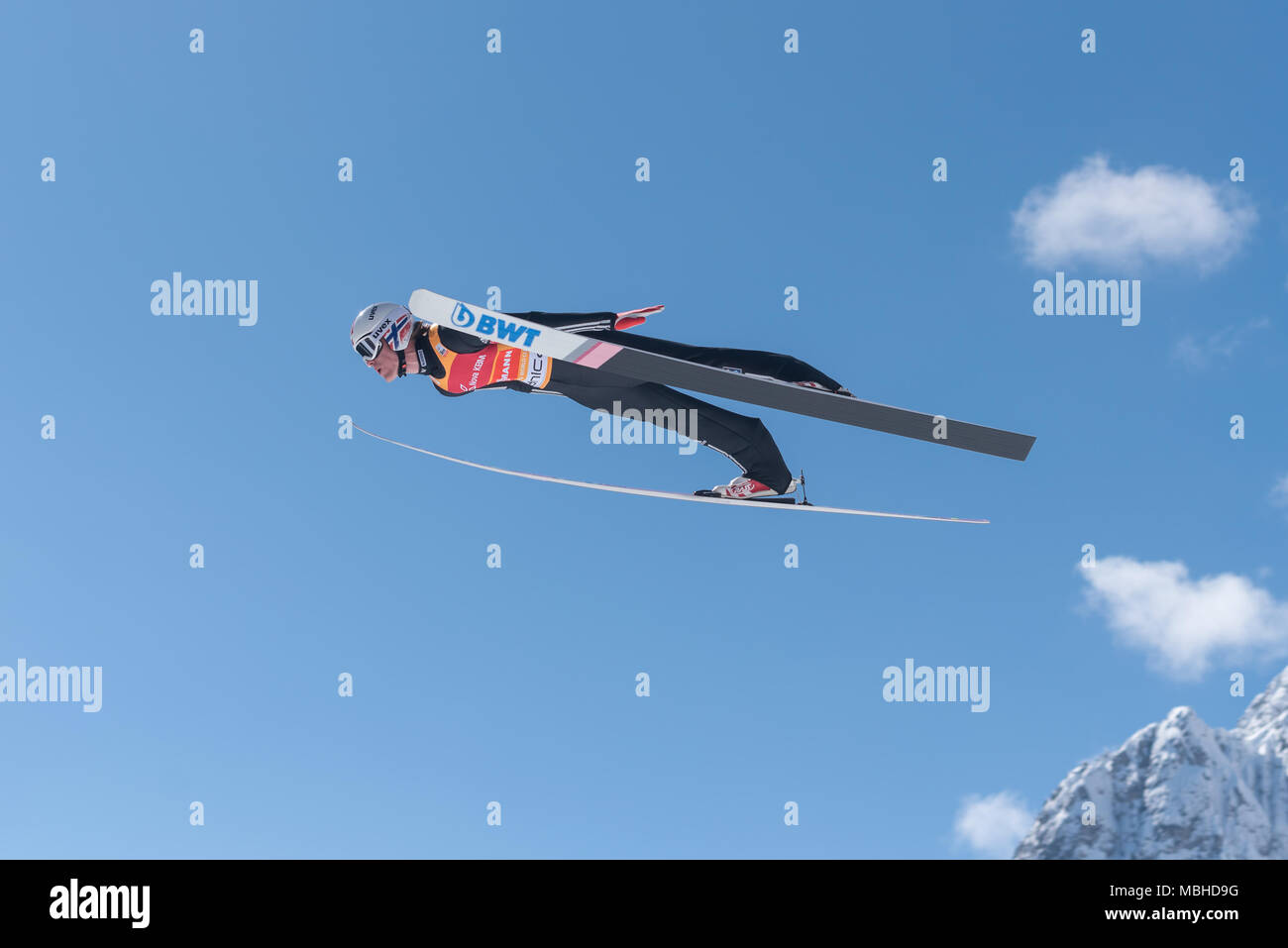 PLANICA, Slowenien - 24. MÄRZ 2018: FIS Weltcup Skispringen Endrunde - Hügel und Sun Stockfoto