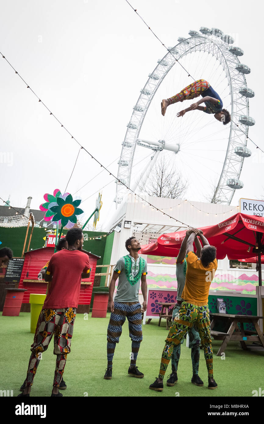 London, Großbritannien. 10. April 2018. Start leistung des Zirkus Abessinien: Äthiopische Traum. Die Schlagzeile Akt der Underbelly Festival Southbank zu 250 Jahre Circus und 10 Jahre Underbelly auf der Southbank feiern. Credit: Guy Corbishley/Alamy leben Nachrichten Stockfoto