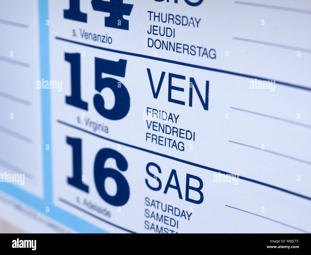 Detail Einer Kalenderseite Mit Termine Und e Der Woche In Englisch Deutsch Franzosisch Und Italienisch Stockfotografie Alamy