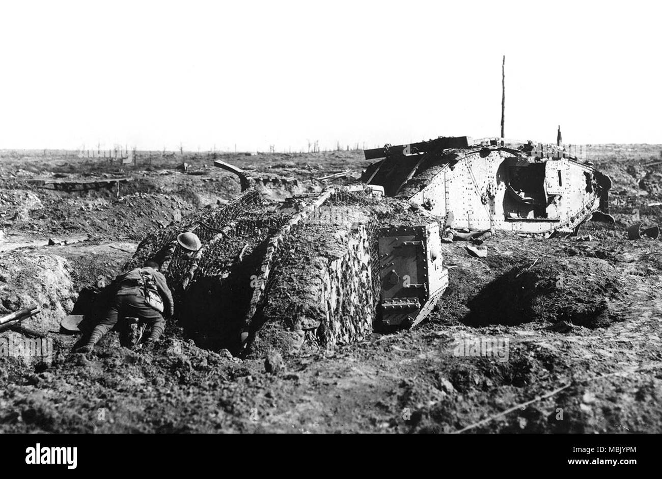 Feind Schlamm Baumstümpfe Tanks bei Ypern Stockfoto