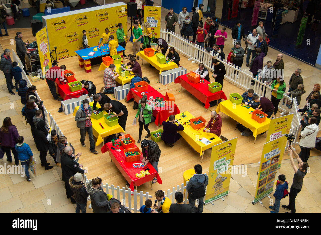Lego Auswahlverfahren in Birmingham Bullring Shopping Centre, 2018 Stockfoto