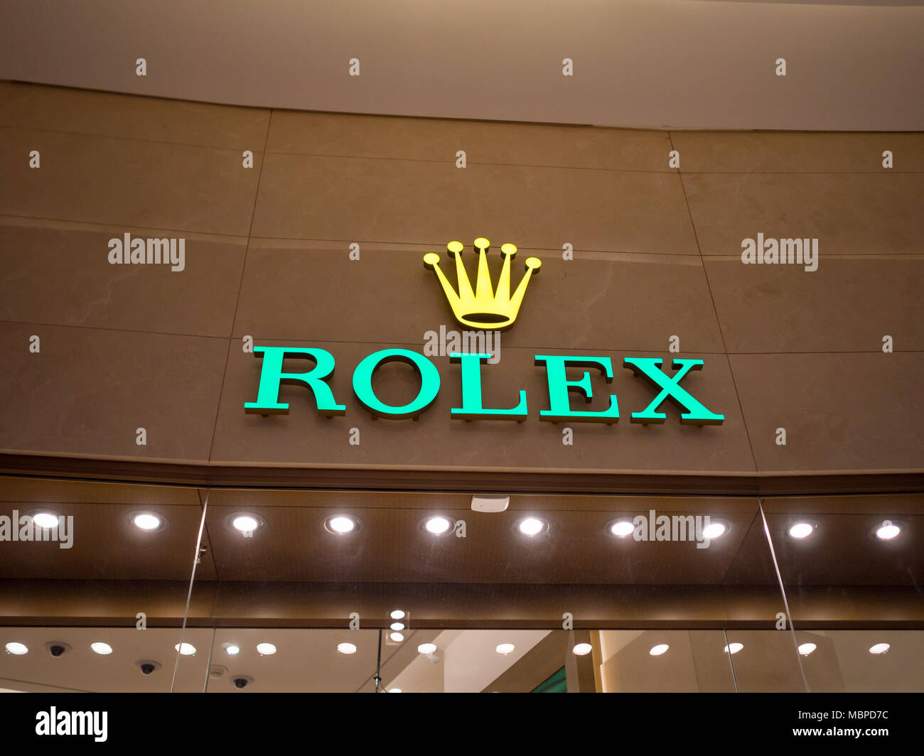 DUBAI, VAE - Dezember, 2017: Nahaufnahme von Rolex Logo Name Stockfoto