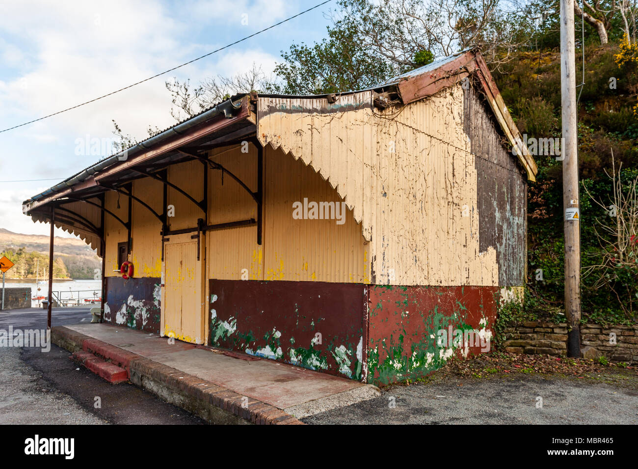 Glengarriff Steam Shipping Co-Büro in Glengarriff, West Cork, Irland. Stockfoto