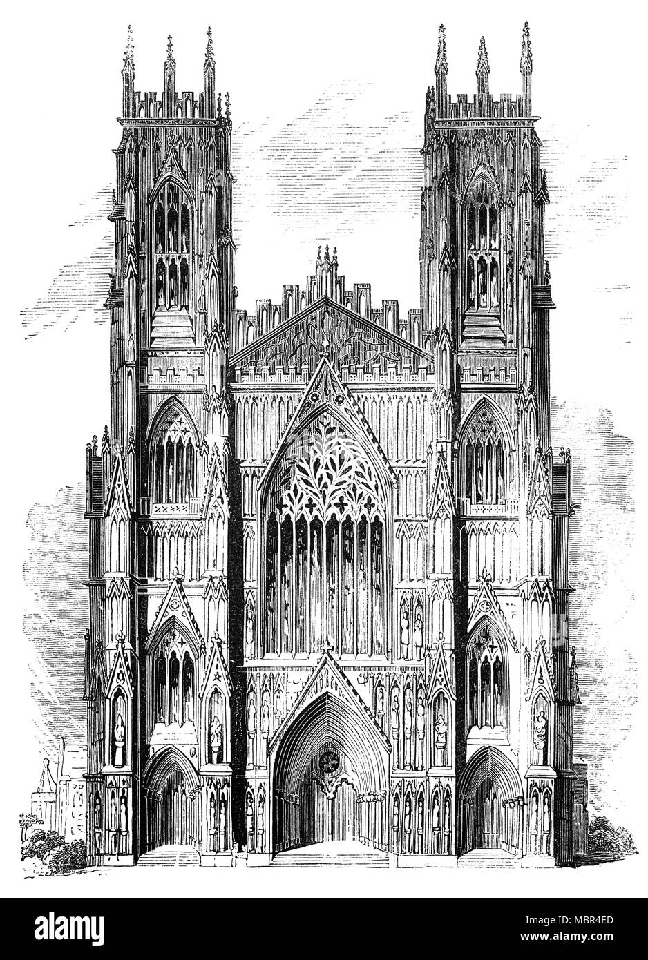Die unglaublich reich verzierte Westfassade der Kathedrale und der Metropolitan Kirche St. Peter in York, gemeinhin als das York Minster bekannt. Dieser englische Kathedrale in der frühen englischen, senkrecht Stil ist eines der größten seiner Art in Nordeuropa. Es gibt viele Kirchen in der Lage gewesen. Aber in der Mitte des 12. Jahrhunderts. Walter de Grau war Erzbischof im Jahr 1215 gemacht und befahl den Bau einer gotischen Struktur nach Canterbury zu vergleichen; Gebäude begann 1220 und dauerte bis vollständig erklärt und im Jahre 1472 geweiht. Stockfoto