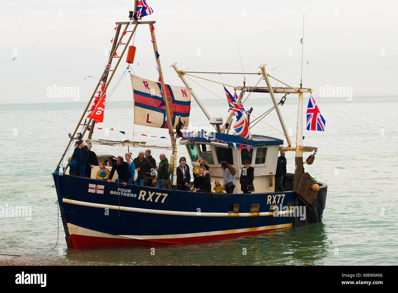 Angeln Für die Demonstration von Fischern in Hastings, East Sussex, aus Protest gegen die Politik der EU, die die Verwüstung der britischen Fischwirtschaft. Stockfoto