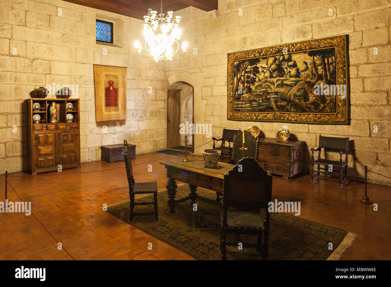 GUIMARAES, PORTUGAL - 11. Juli: Im Palast der Duques von Braganza am 11. Juli 2014 in Guimaraes, Portugal Stockfoto