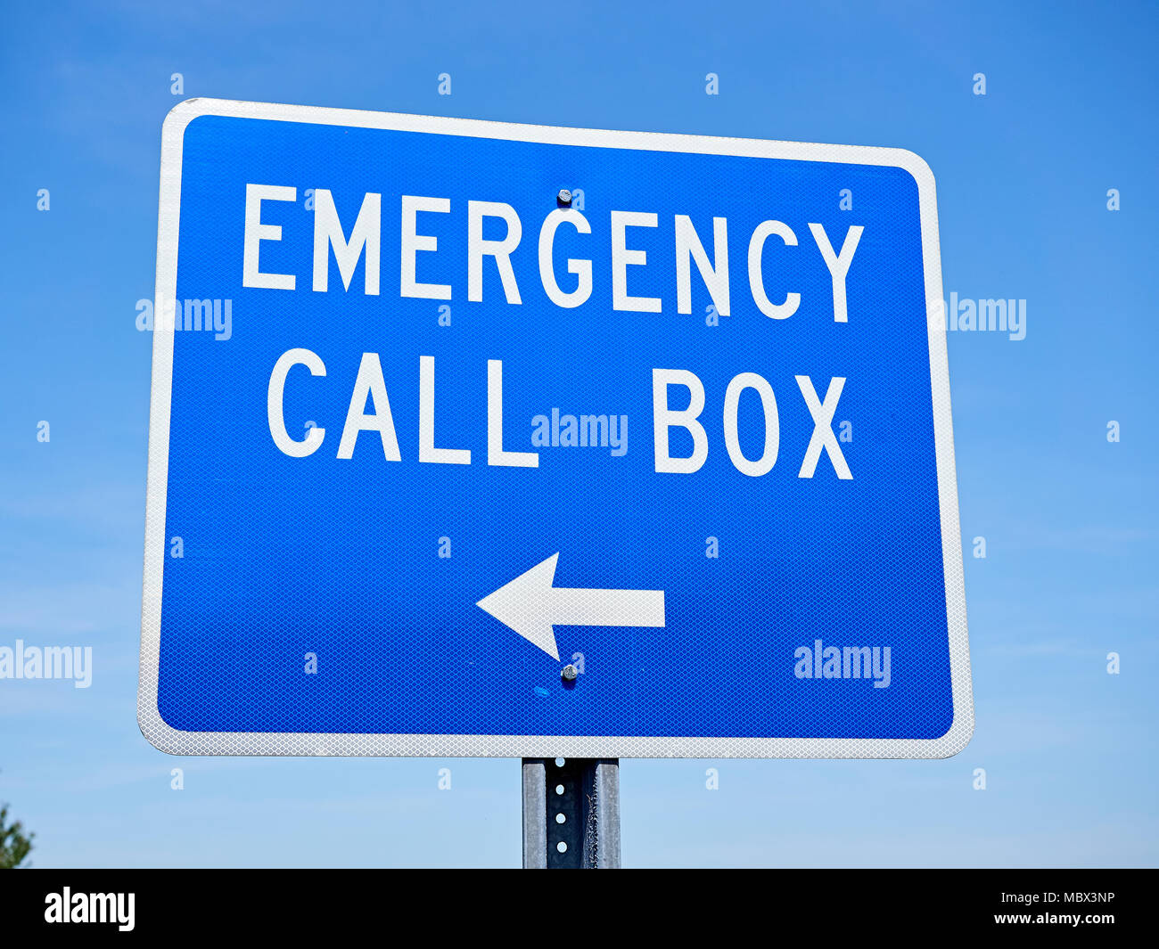 Notruf, Zeichen in Richtung einer Kommunikation, die benachrichtigt eine 911 Betreiber von Schwierigkeiten oder ein Notfall in Alabama USA zeigt. Stockfoto