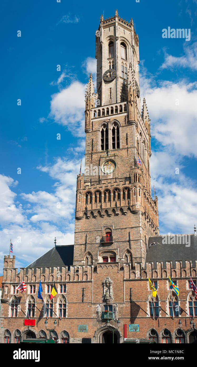 Der Belfried von Brügge, mittelalterliche Glockenturm im Market Center, Brügge, Belgien Stockfoto