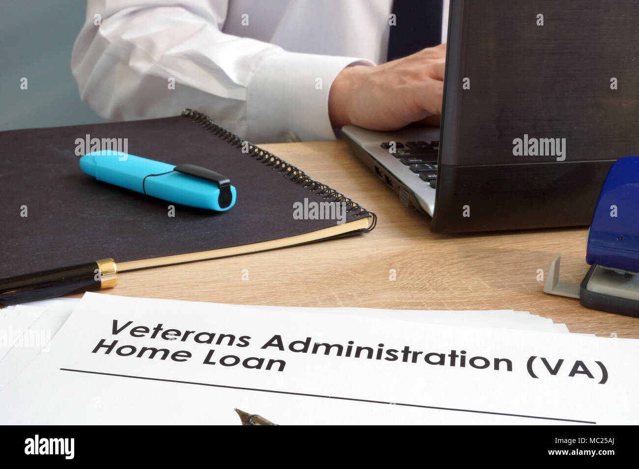 Veterans Administration (VA) Home Loan application form. Stockfoto