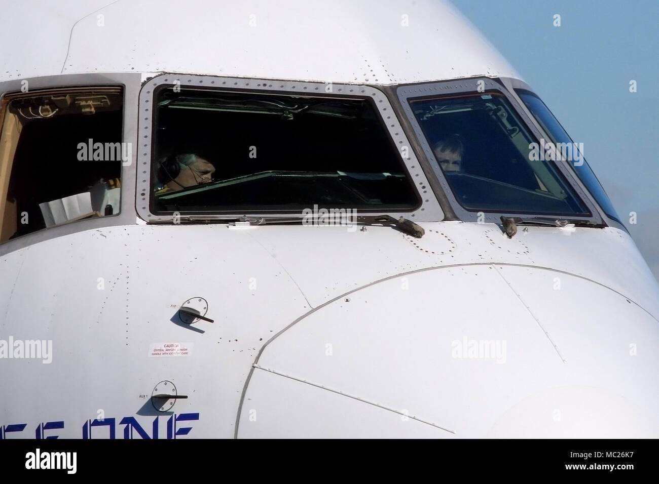 Ed Force One, Boeing 757 von Iron Maiden, Bruce Dickinson auf die The Final Frontier World Tour 2011 pilotiert. G-STRX wurde am Flughafen Southend lackiert Stockfoto