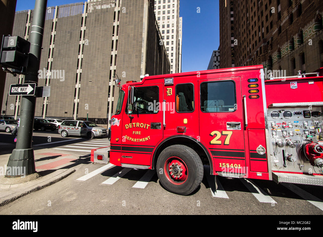 Detroit Feuerwehr reagiert auf einen Anruf im Geschäftsviertel von Detroit, Michigan. Stockfoto