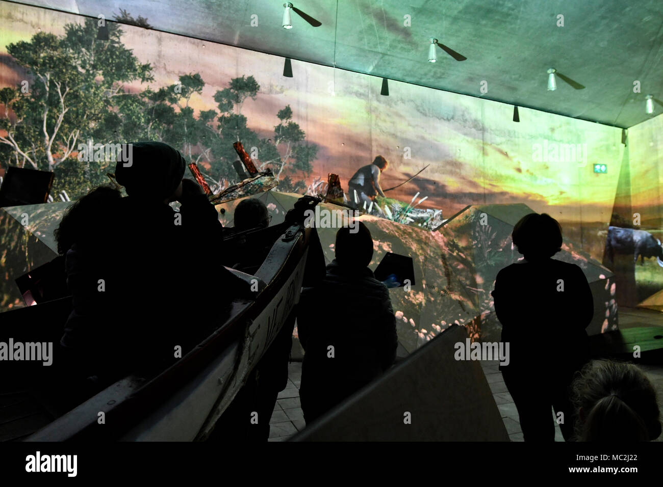 Video Installation in der Tirpitz Bunker Museum, das von der dänischen ...